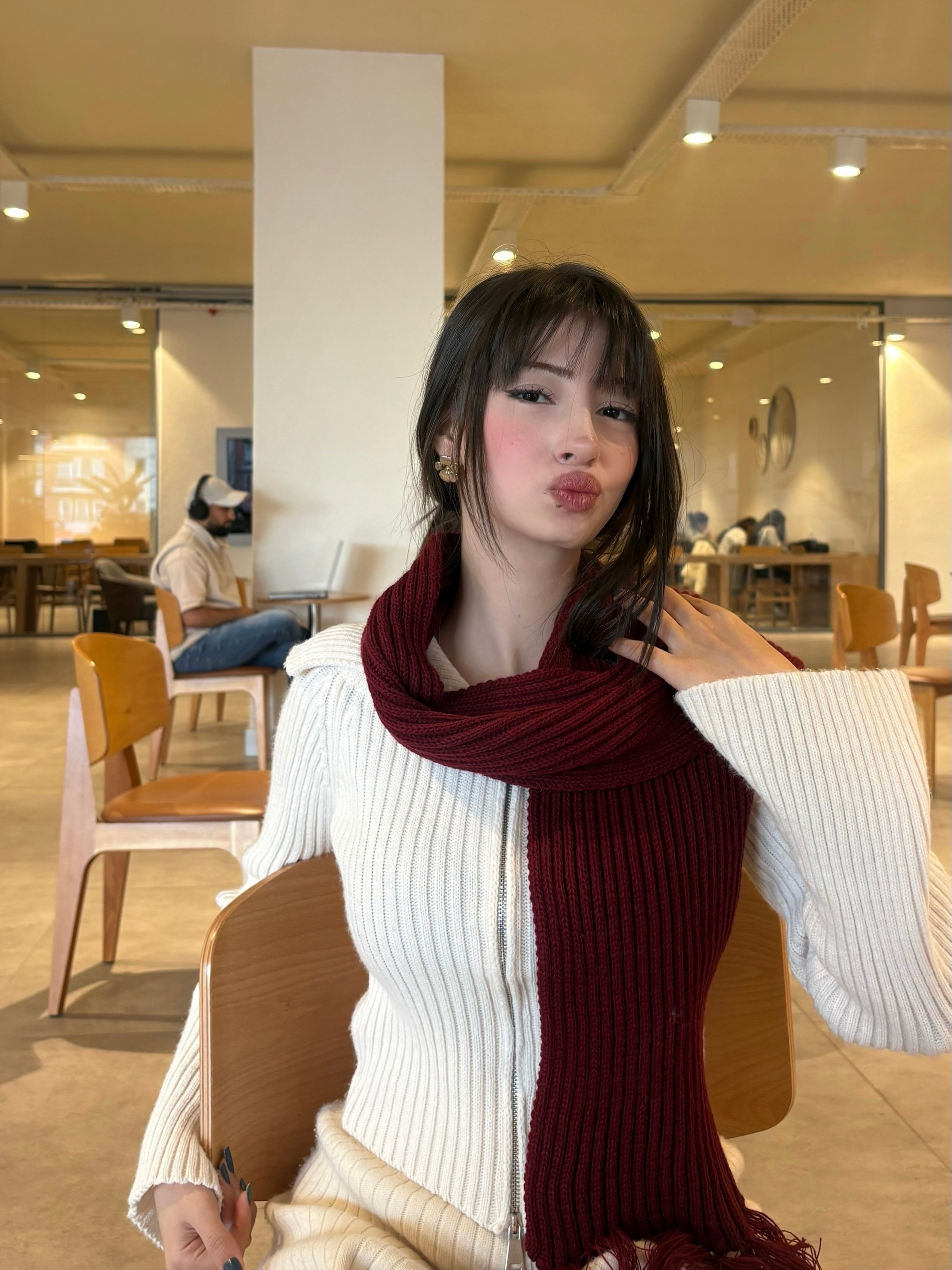 Mikasa Bordo El Örgüsü Atkı – Sade Model