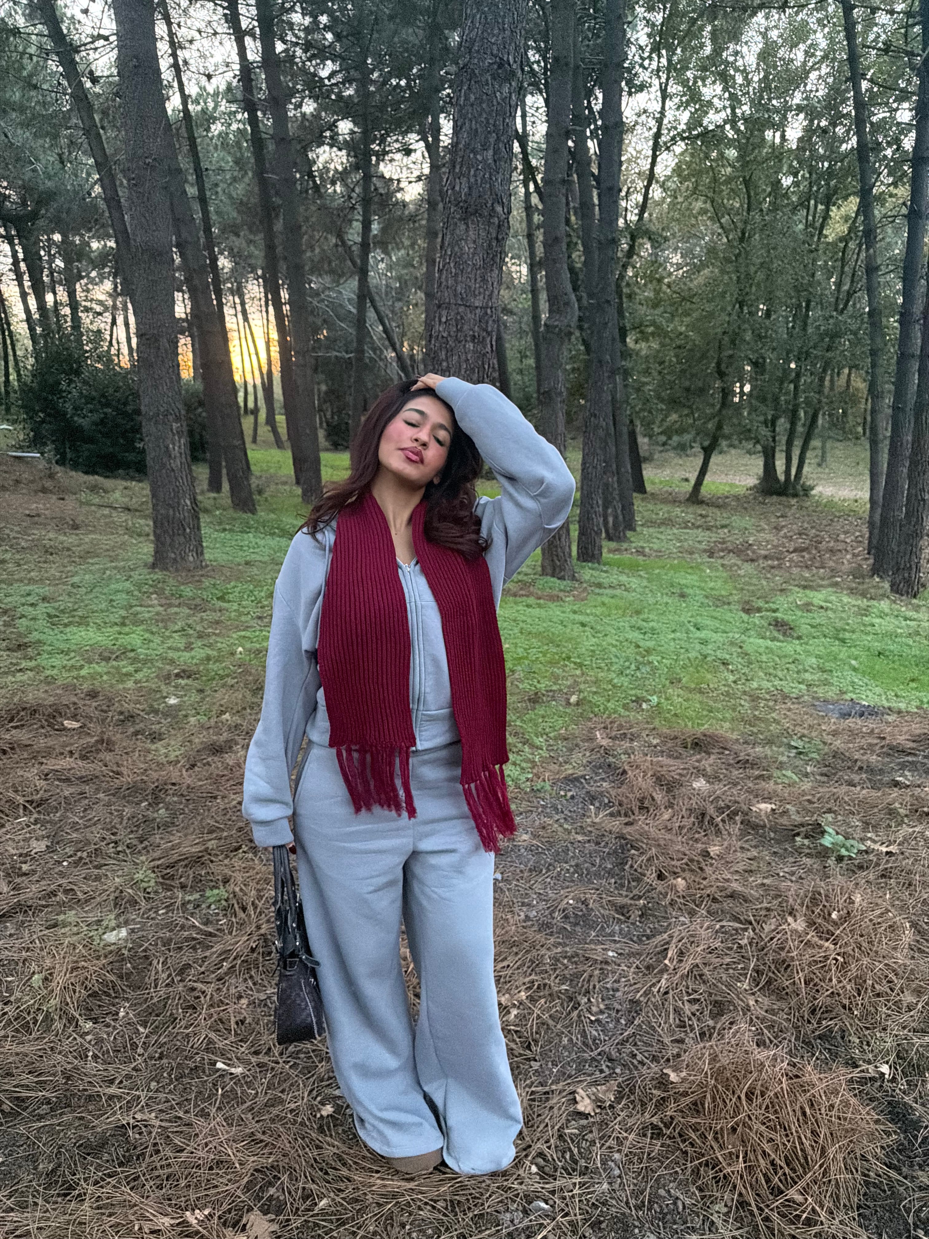 Mikasa Bordo El Örgüsü Atkı – Sade Model