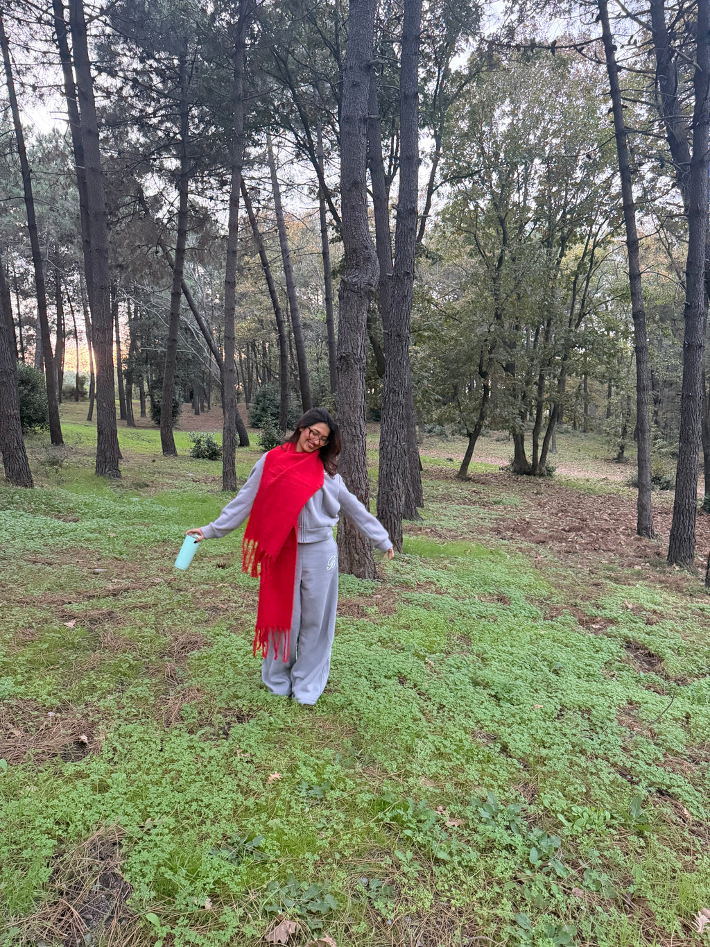 Yumuşakcık Kırmızı Püsküllü Atkı