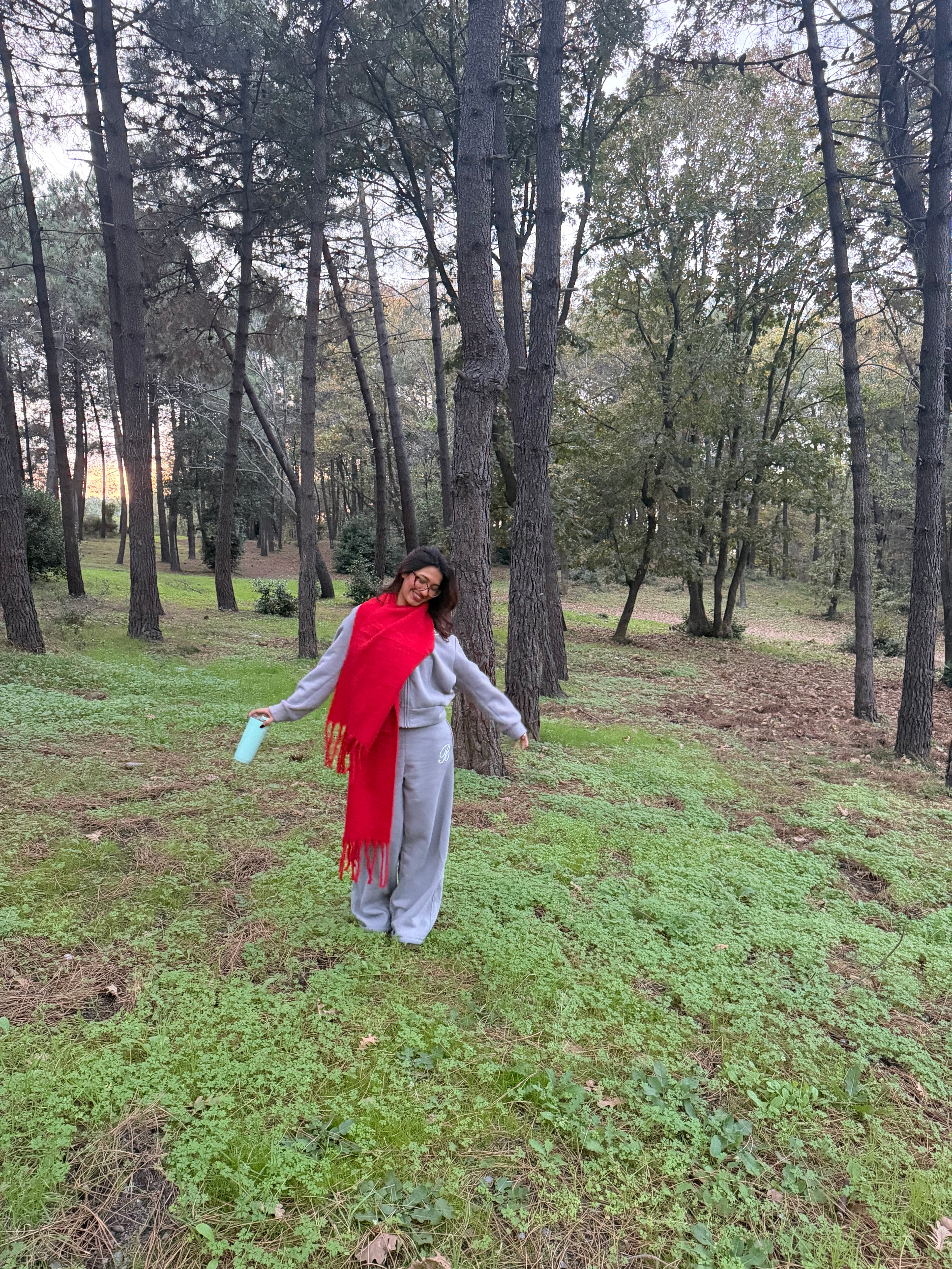 Yumuşakcık Kırmızı Püsküllü Atkı