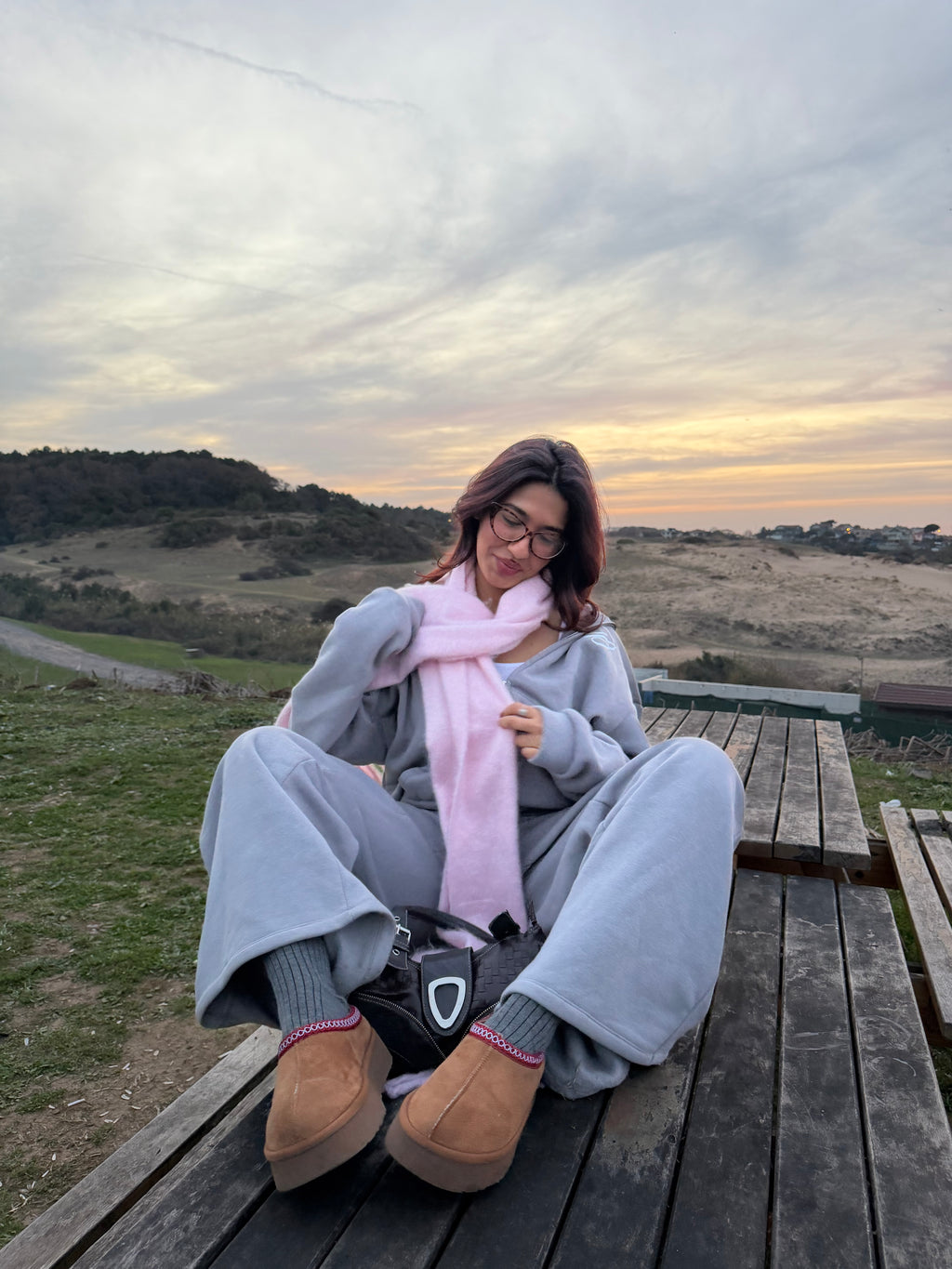 Yumuşakcık Pembe Püsküllü Atkı