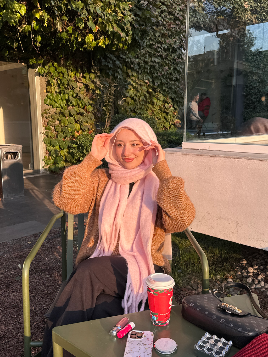 Yumuşakcık Pembe Püsküllü Atkı