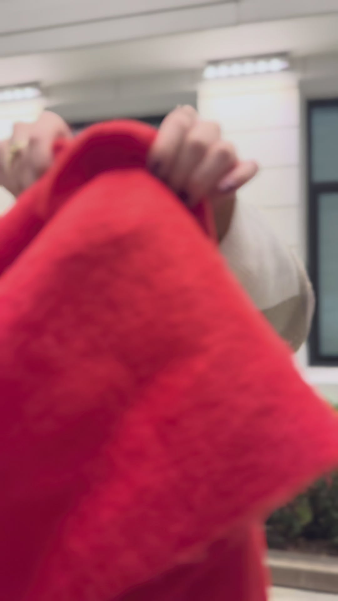 Yumuşakcık Kırmızı Püsküllü Atkı